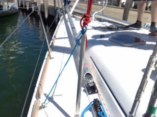 mast_lowering_system_wobble_stopper